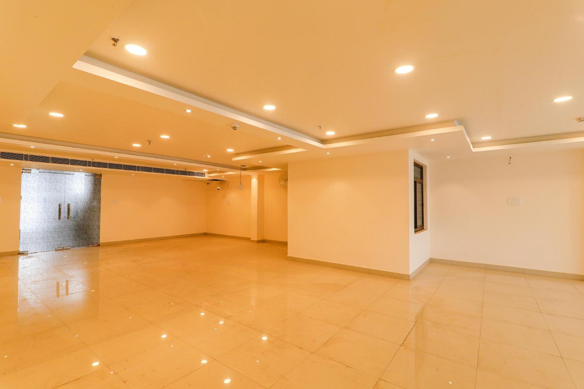 Fabhotel Rachna Palace And Banquets - Nr Lekhraj Metro Station Lucknow Exterior photo